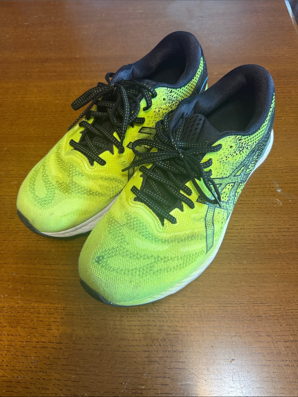 ASICS Flyte Foam Gel-Nimbus 23Neon Yellow and Black Men's Athletic Running Shoes